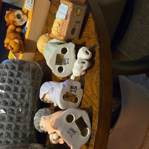 Vintage Homco Nativity Set 5602 Home Interiors Porcelain Holy Family Christmas - Picture 4 of 4